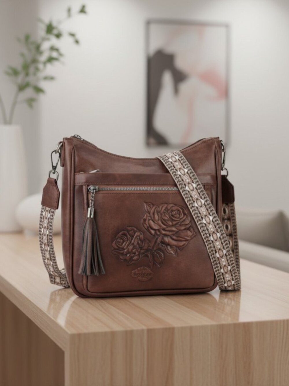 Vegan Crossbody Brown NEW